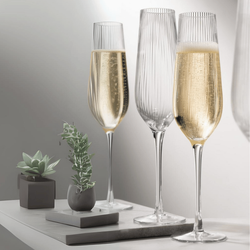 Divo Champagne Flutes - Set of 4